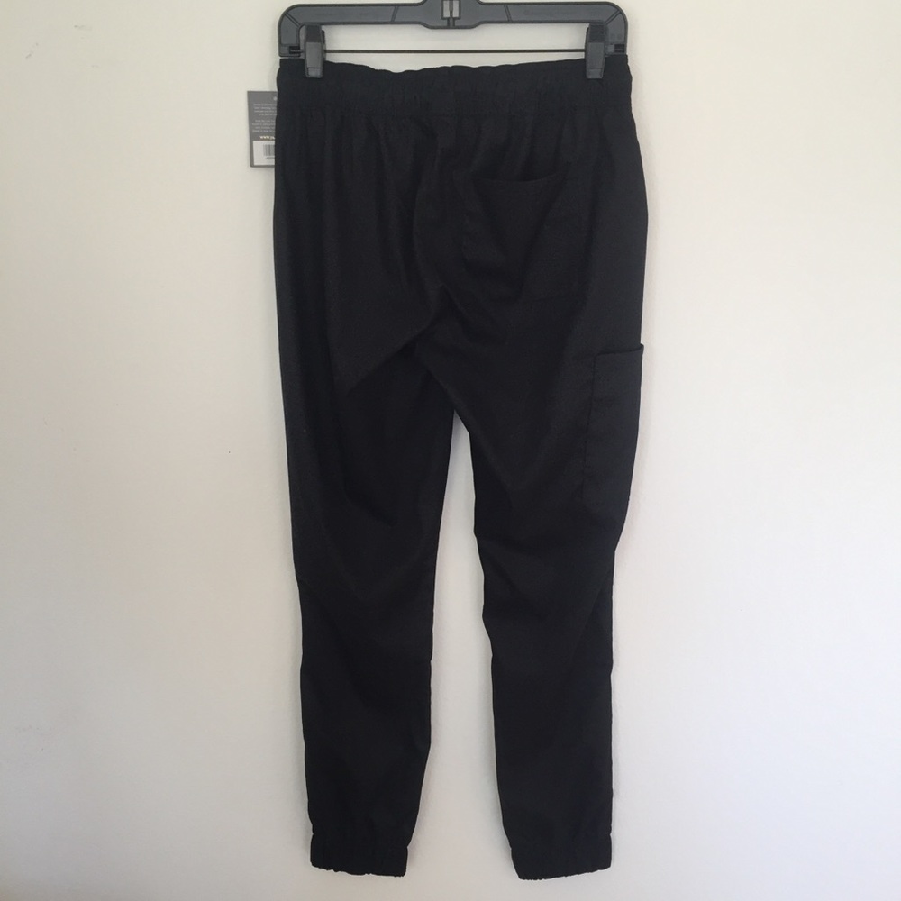Jaanuu jogger scrub pants